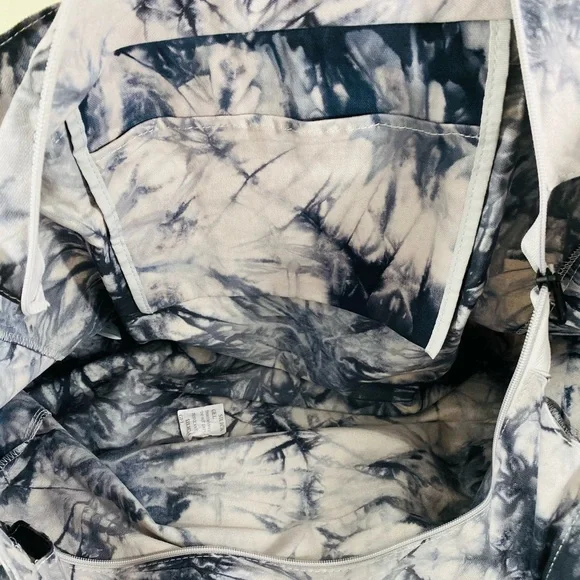 VS PINK Canvas Tote Bag - Picture 7 of 9